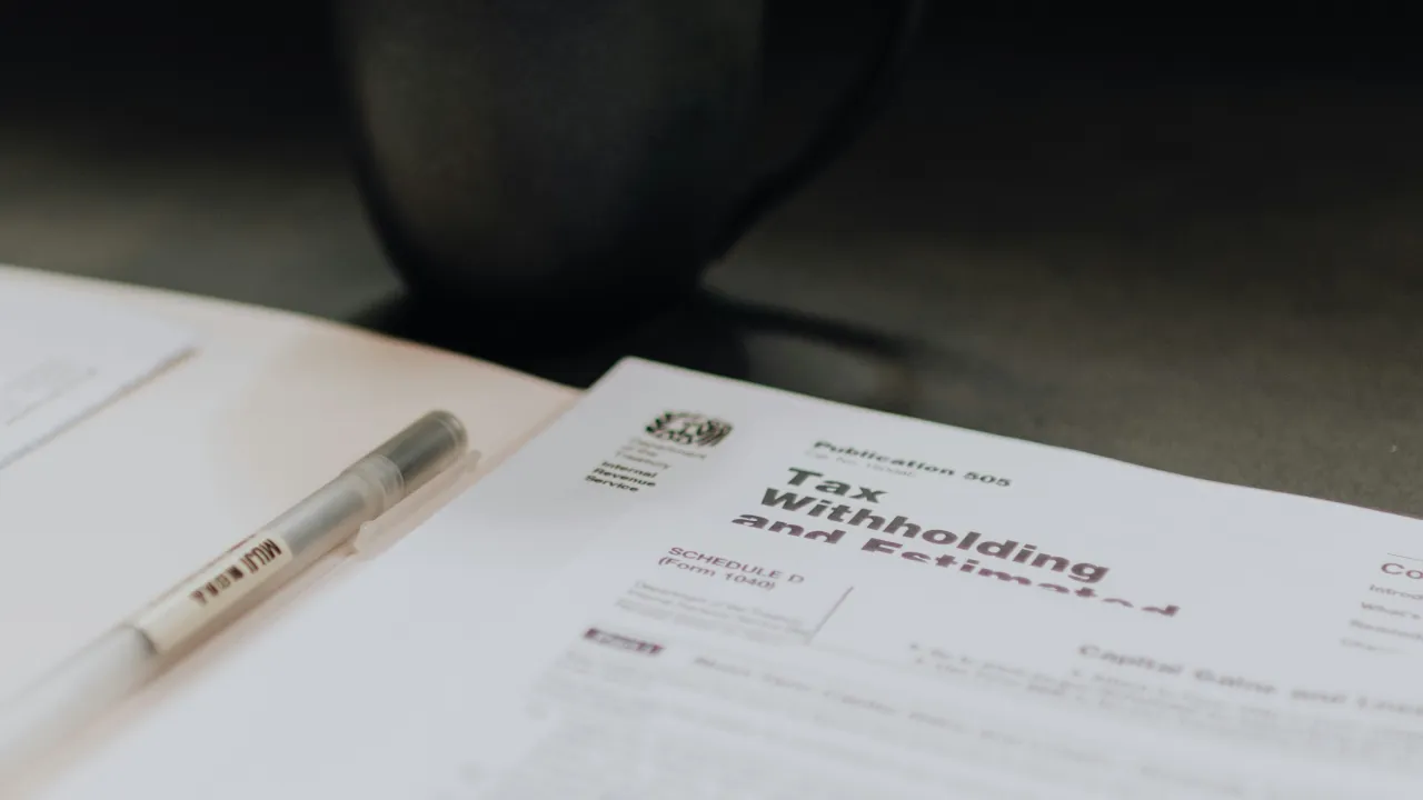 Taxing shares in Switzerland: a guide for 2025